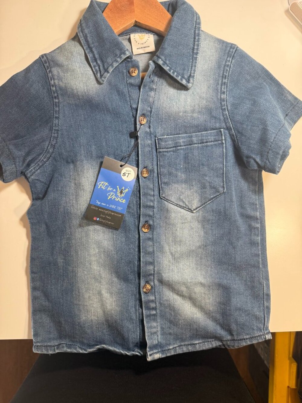 New Short-Sleeve Denim Shirt – Size 18/24M / Baby Clothing